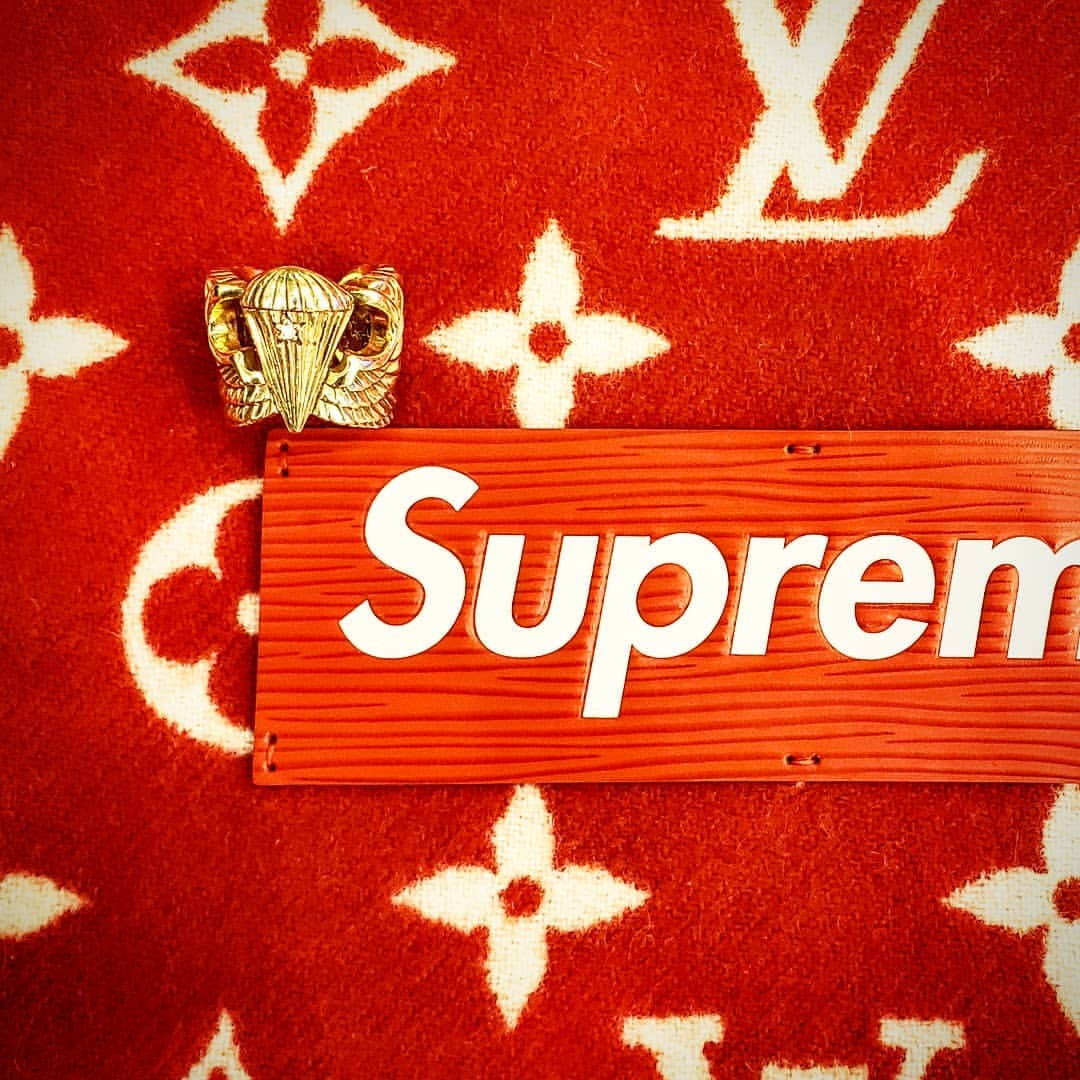 ☆Suprime x LouisVuitton☆