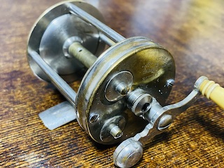 オールドタックルブログ vol.194（Pflueger BUCKEYE）