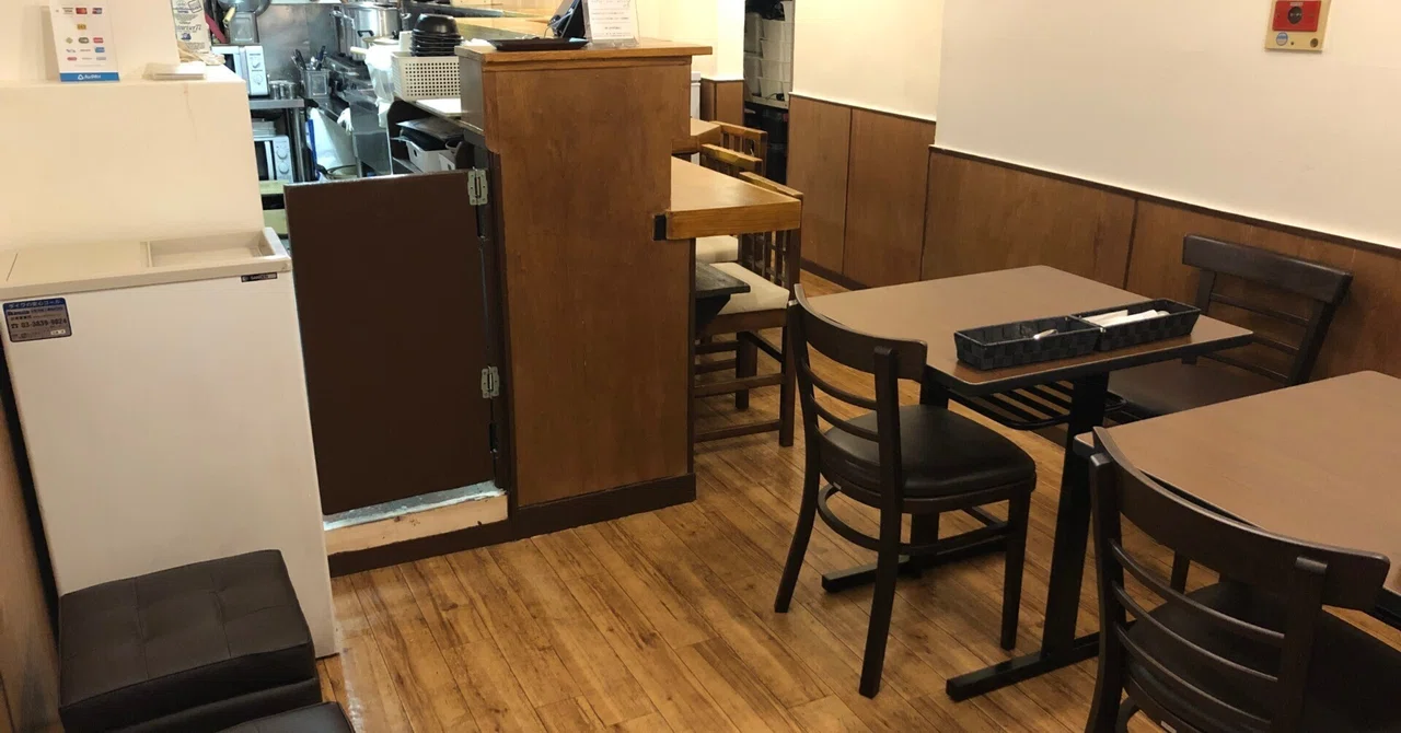 オープンから1ヶ月経ったロールキャベツ専門店