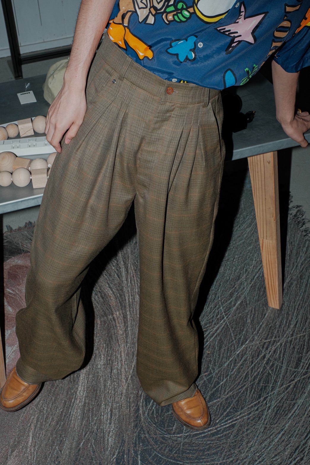 「これ、パンツ？いや、たぶんBLESSだよね」