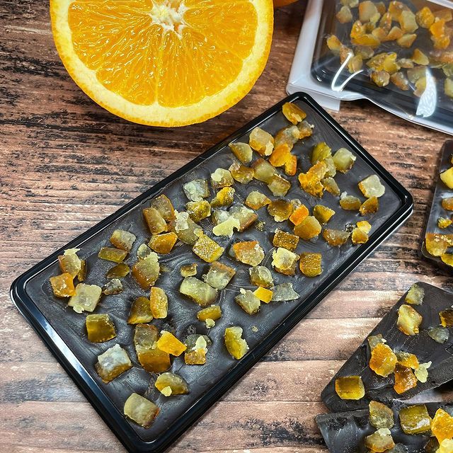 「オレンジピールのチョコレートタブレット」