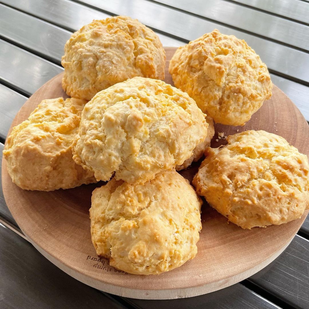 Buttermilk biscuits