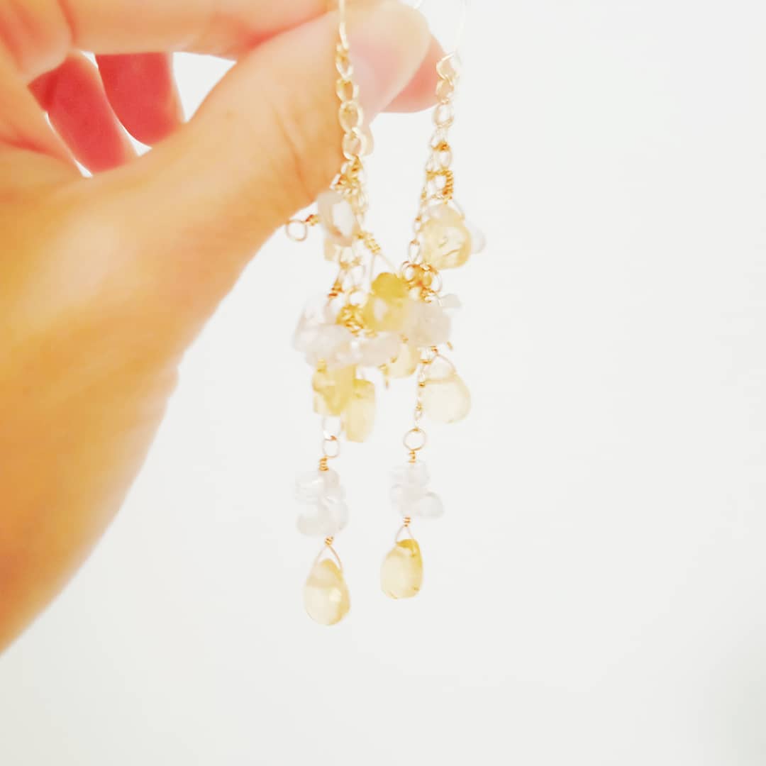 シトリンと水晶が２０％OFFです。