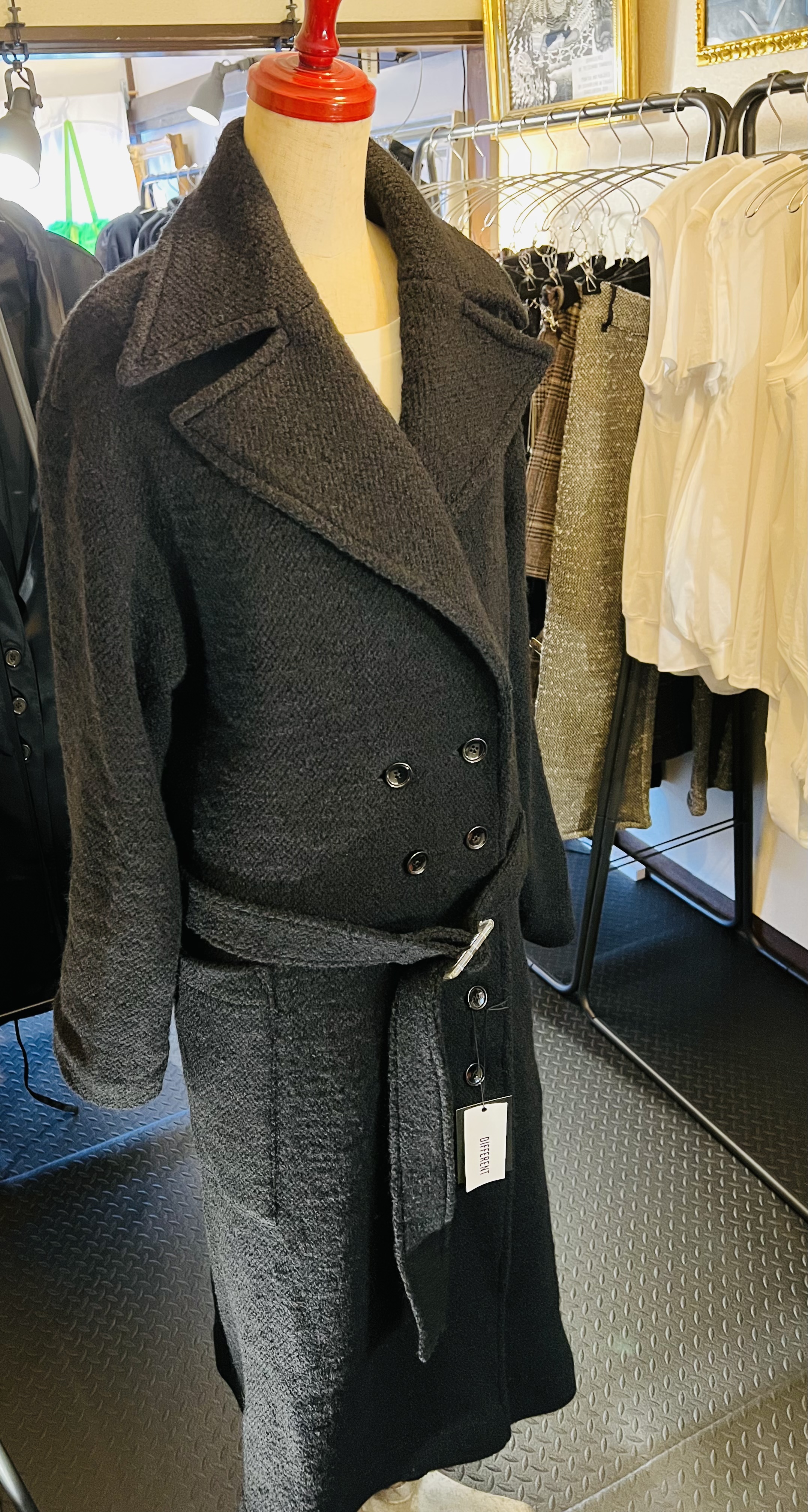 DIFFERENT コート第1弾‼️入荷〜〜〜‼️