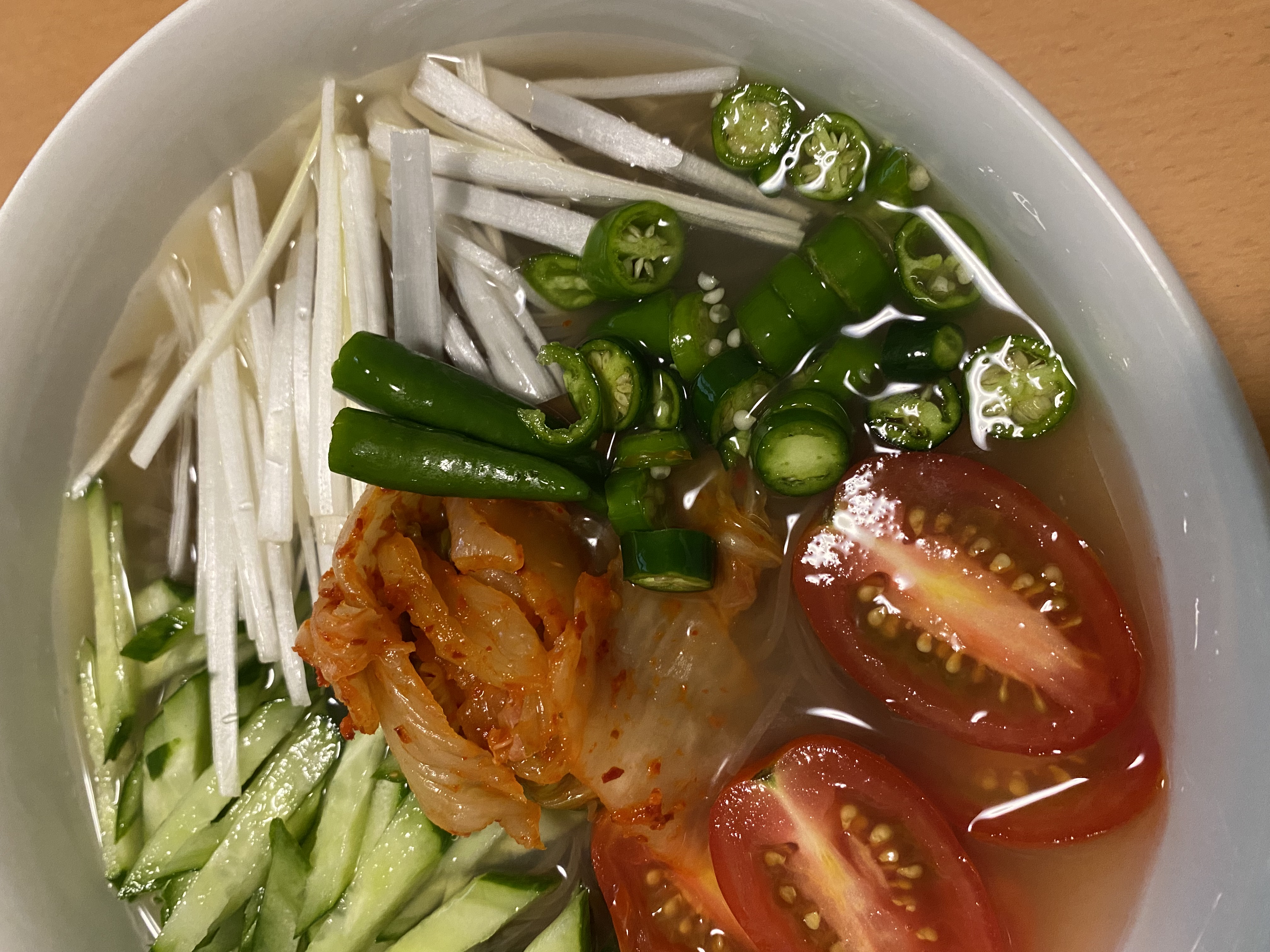 冷麺にハラペーニョ