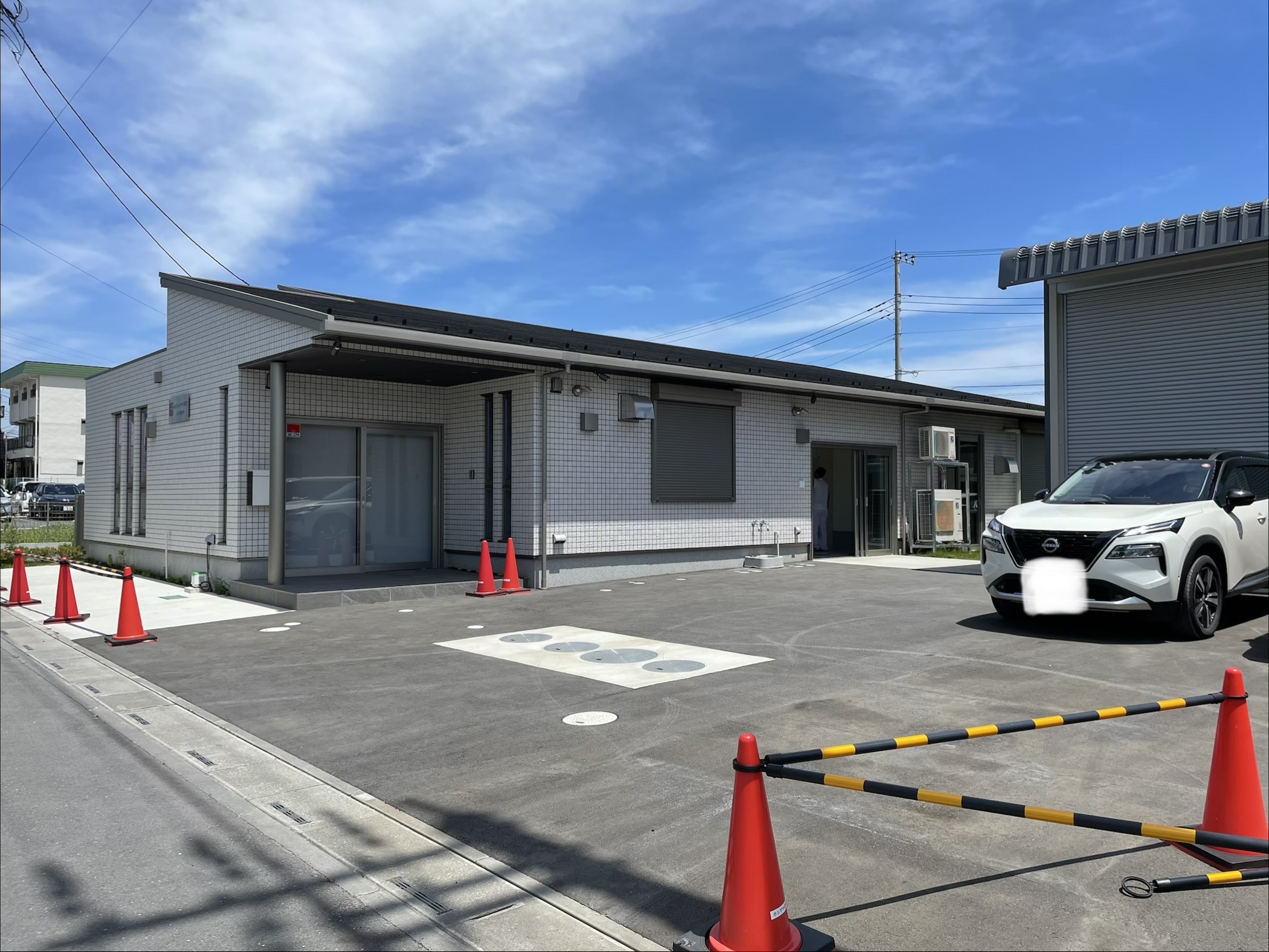 新しい場所から商品を大切にお届けします!