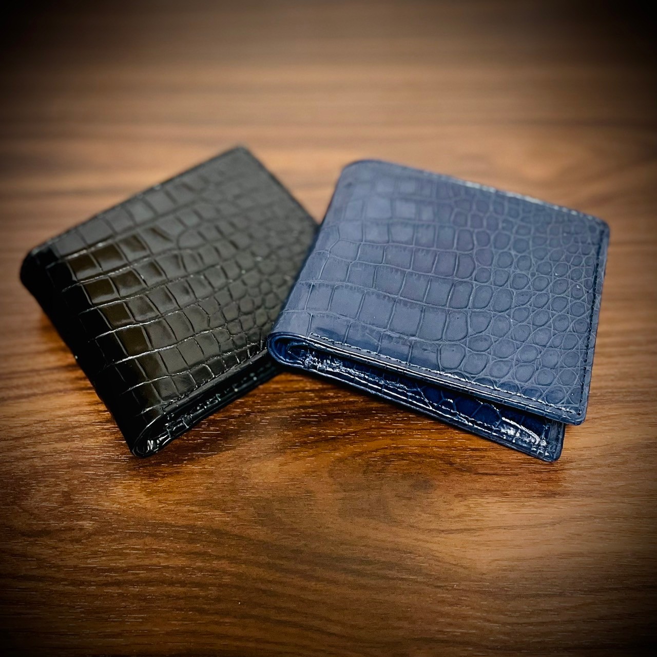 新商品の情報をお届けします♪（無双クロコダイル ハーフ ウォレット）