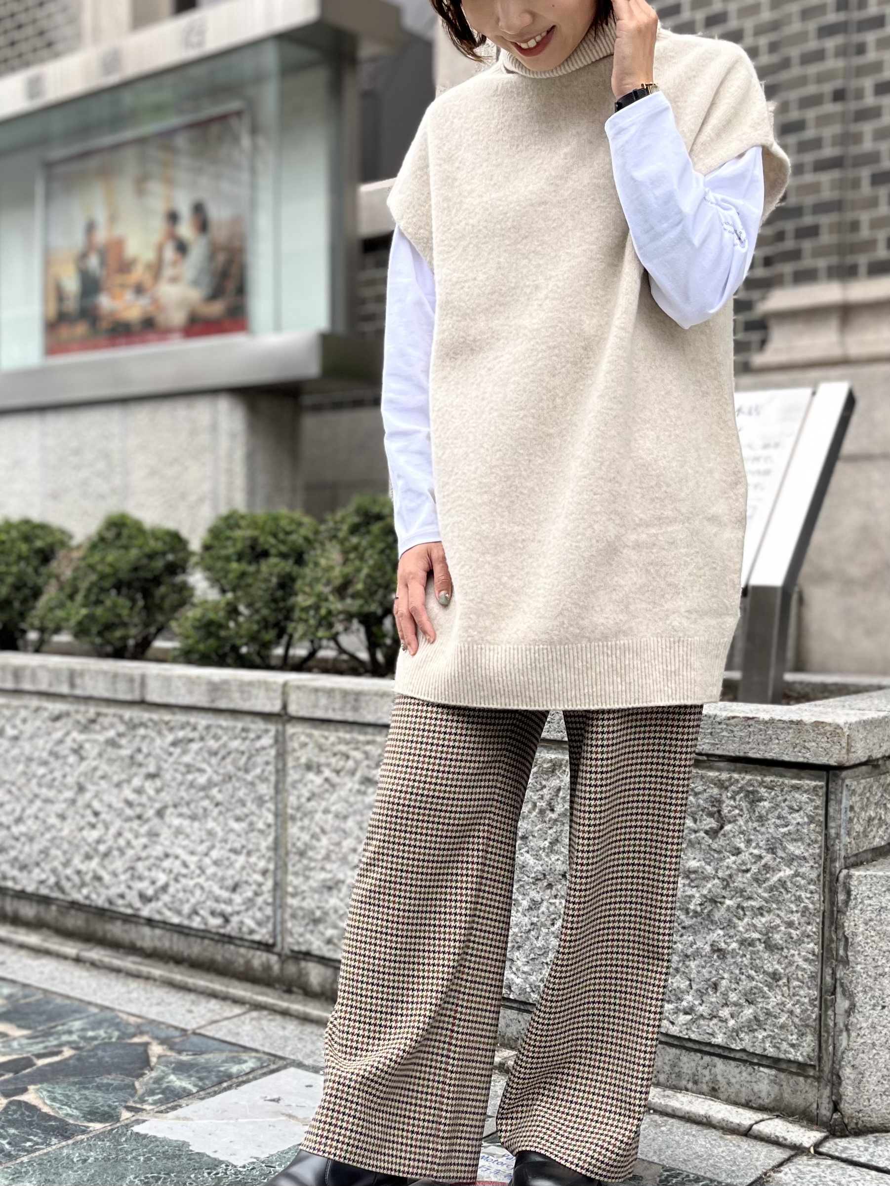 今年必ず持っていていただきたいニットベストのコーディネート＠ヴァンテーヌ奈良