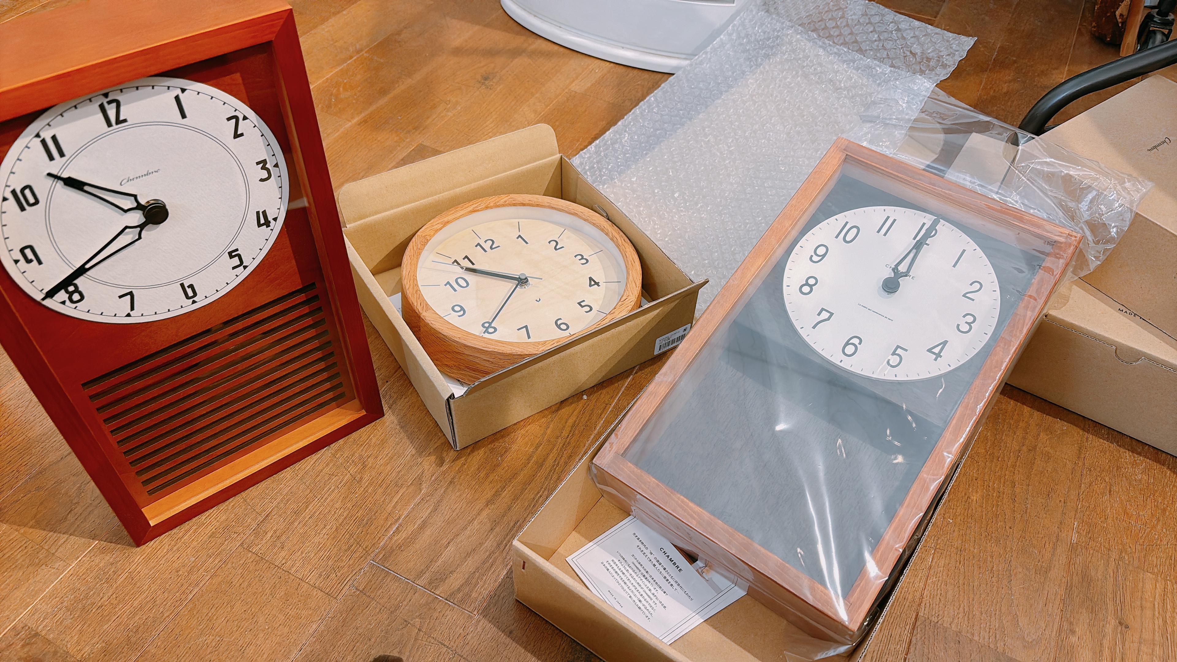 可愛い時計、入荷しました！【雑貨入荷情報】