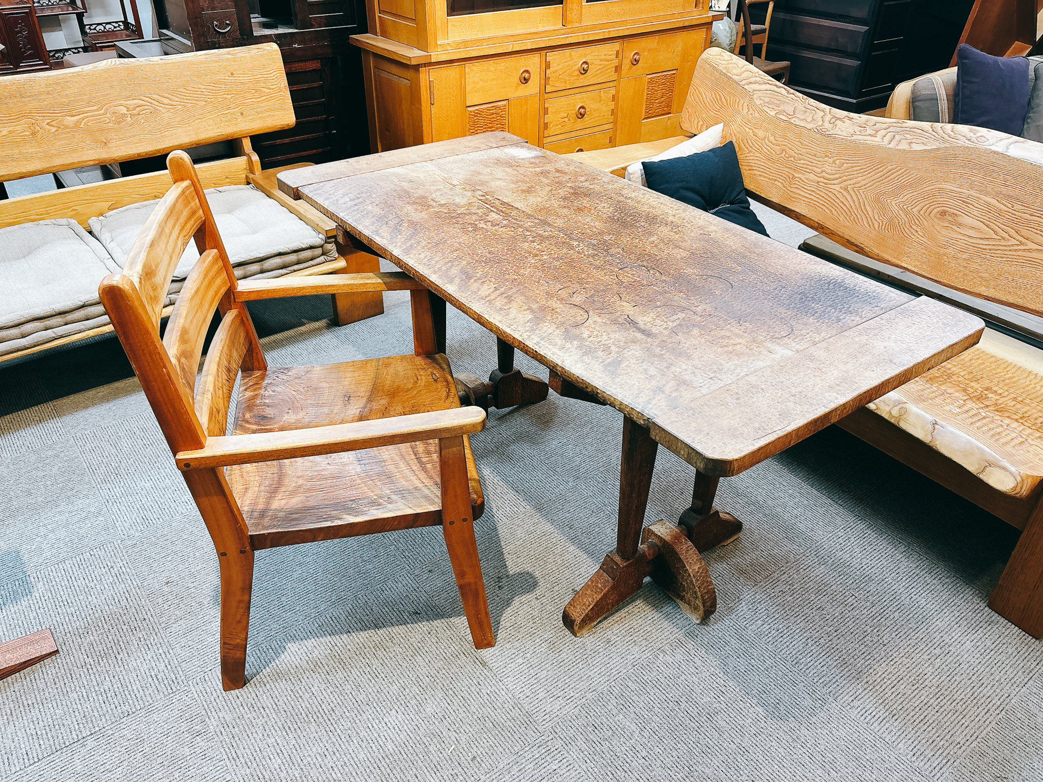 中古家具がいっぱい！🪑