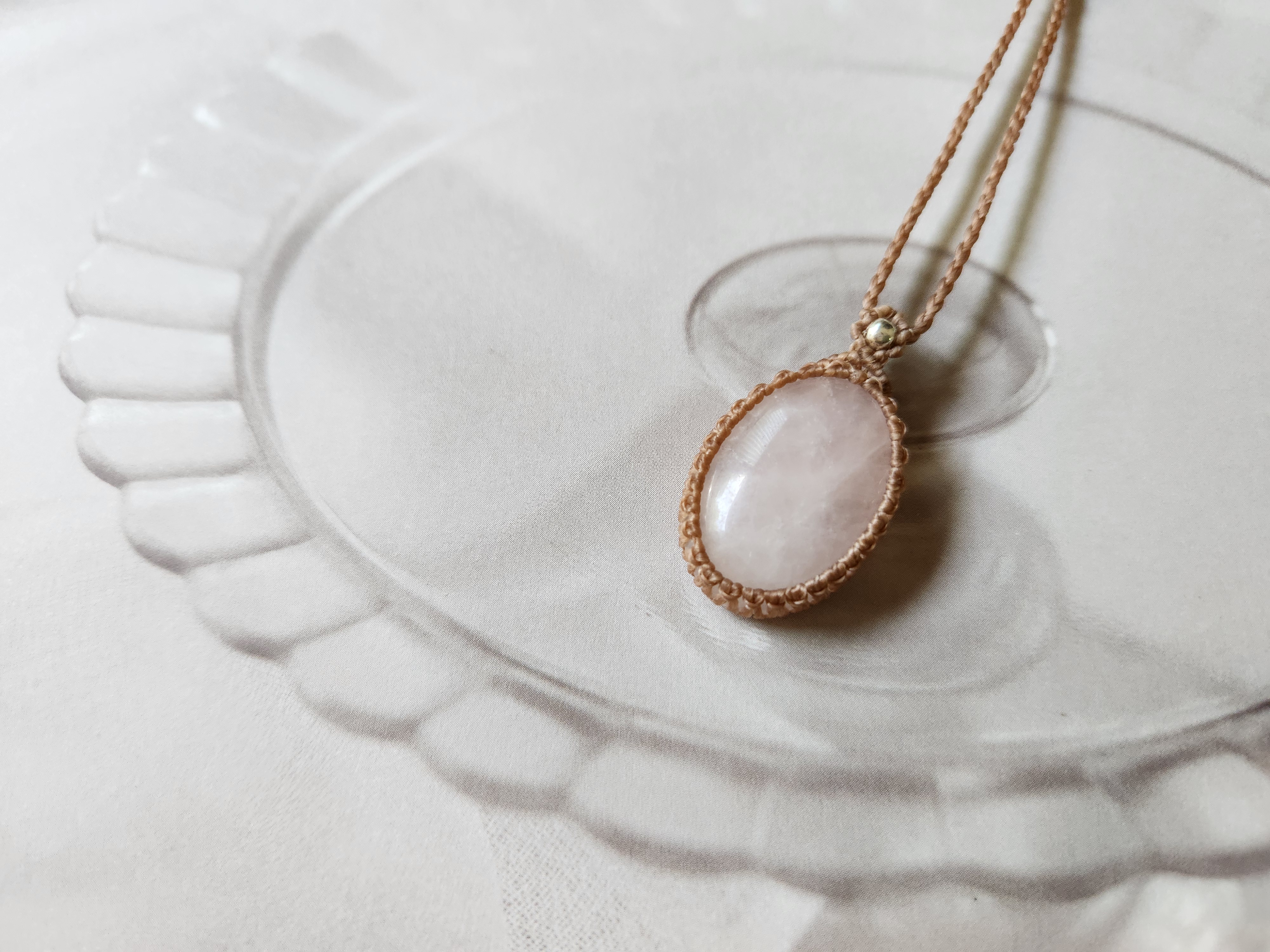 【2025年8月23日 乙女座新月】  学びと人間関係から未来を広げる新しい始まり