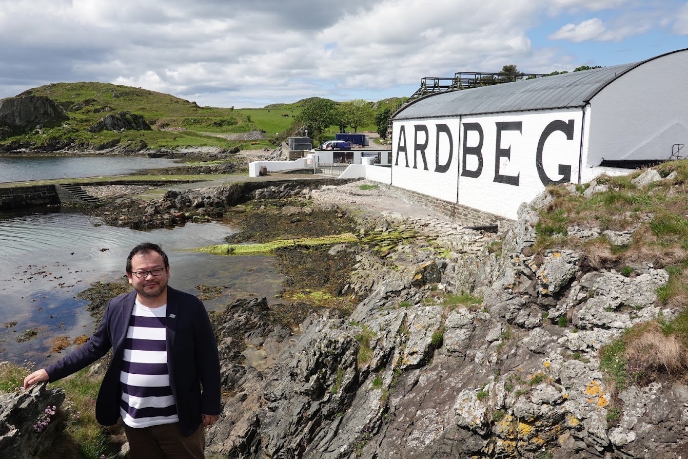 「バッカスやなぎやのバックバー」へようこそ！