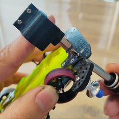 「指ドライバー」3Dデータ無償提供　（ミニ四駆サーキット常設店舗限定）