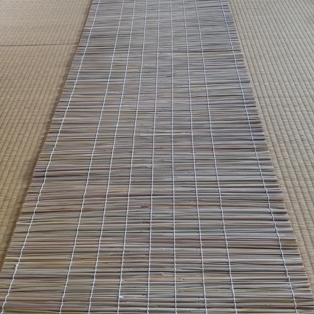 施術ベット用のゴザを作りました。