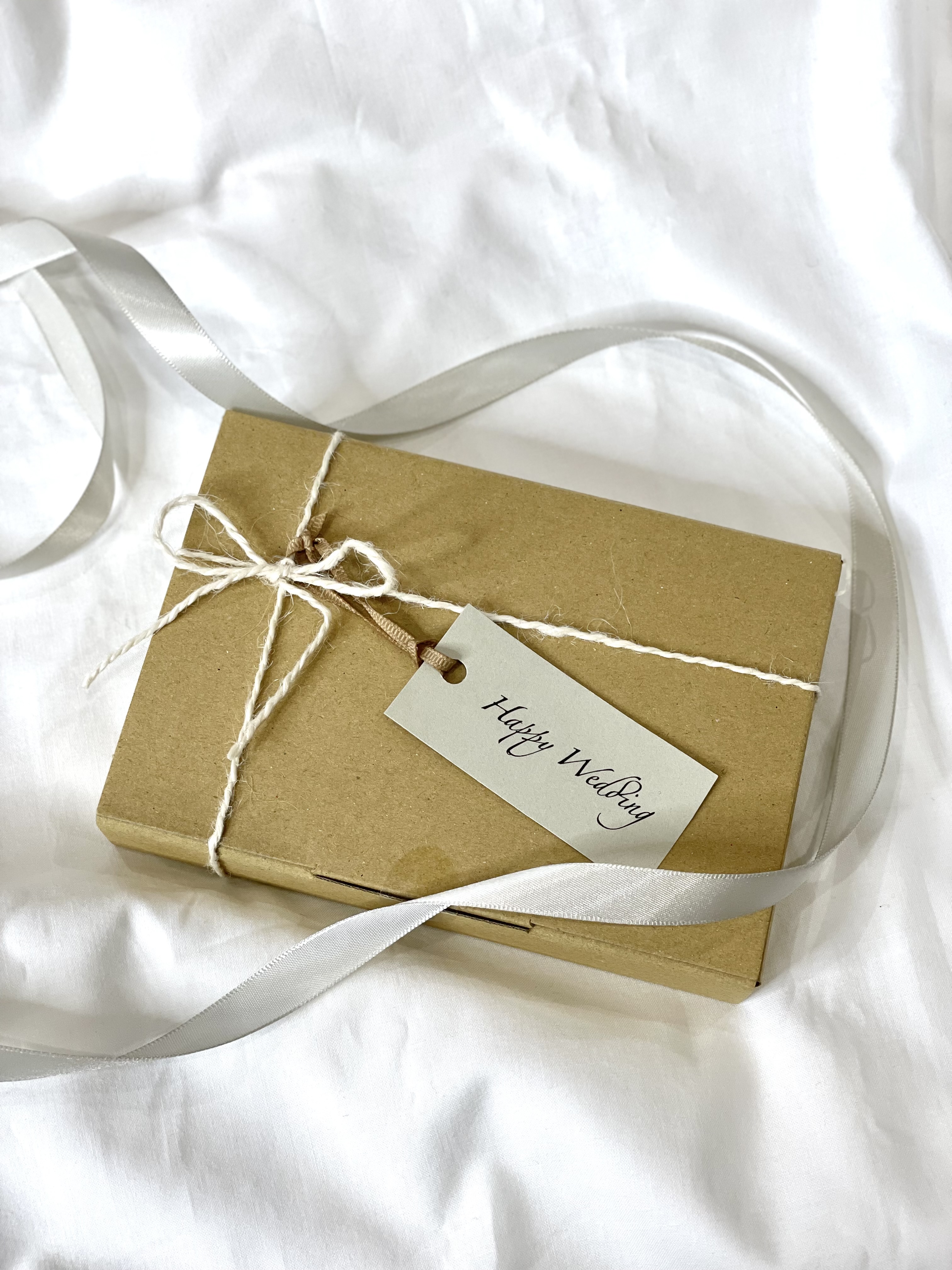 結婚祝いに!ささやかでも温もりある、オーダーギフト