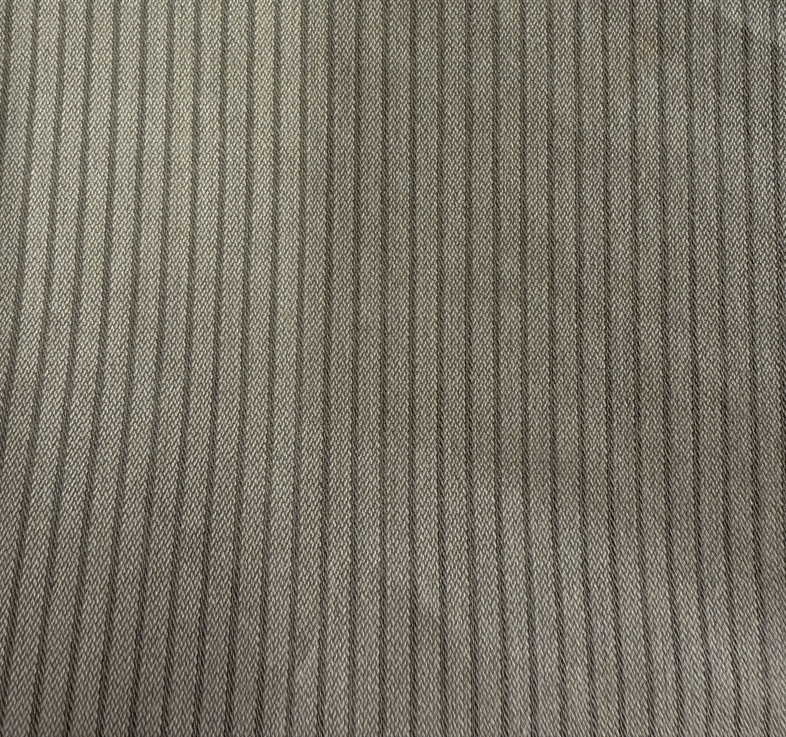 撚りの向きと色味