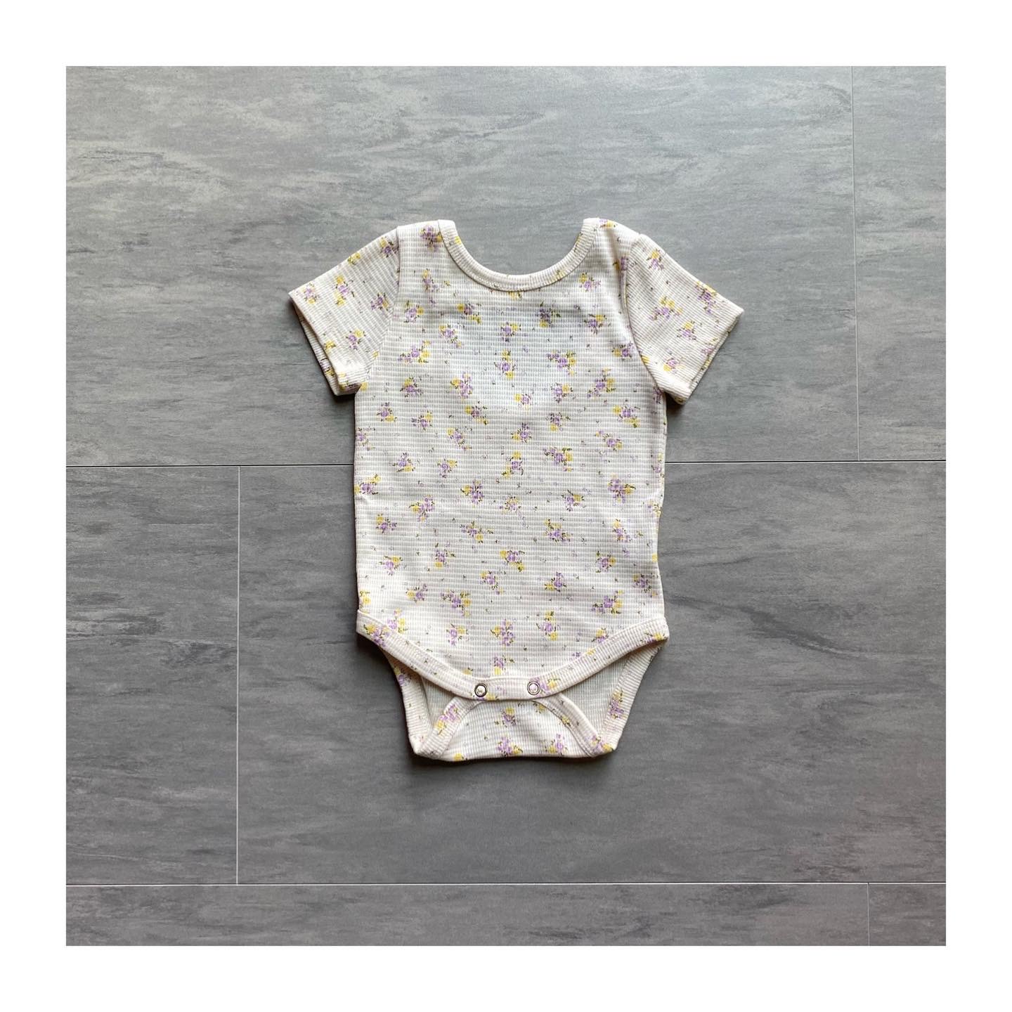 《残り1点となりました》【monbebe】 スモールフラワーワッフルスーツ