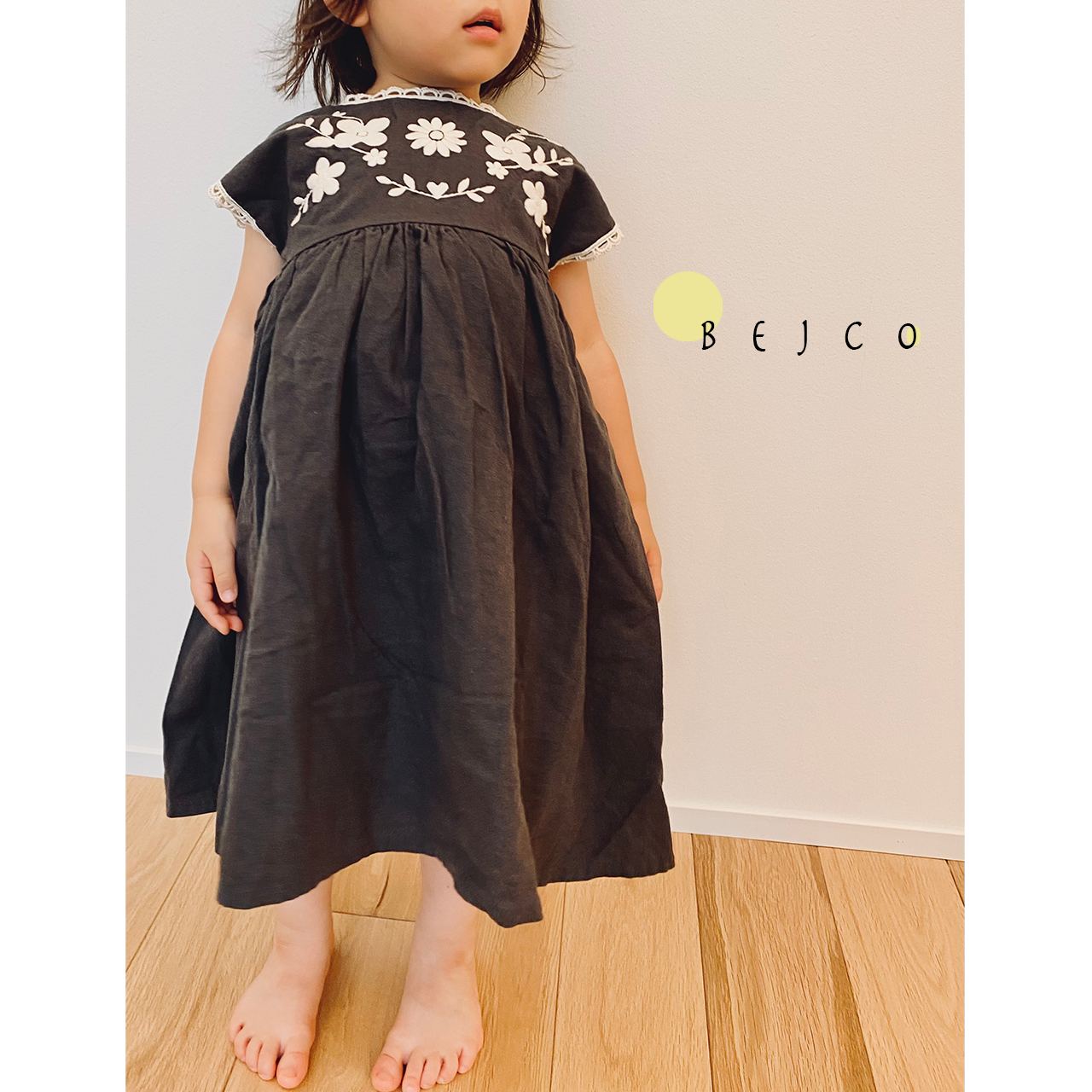 【monbebe】 リネン刺繍ワンピース