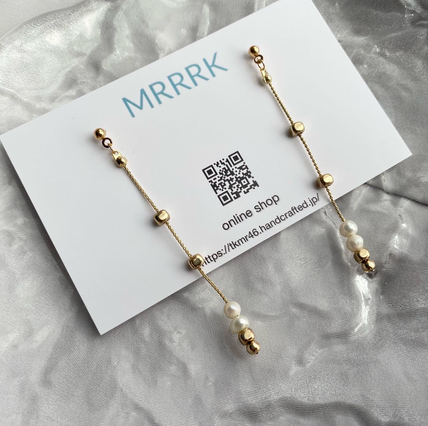 上品ピアス･:*