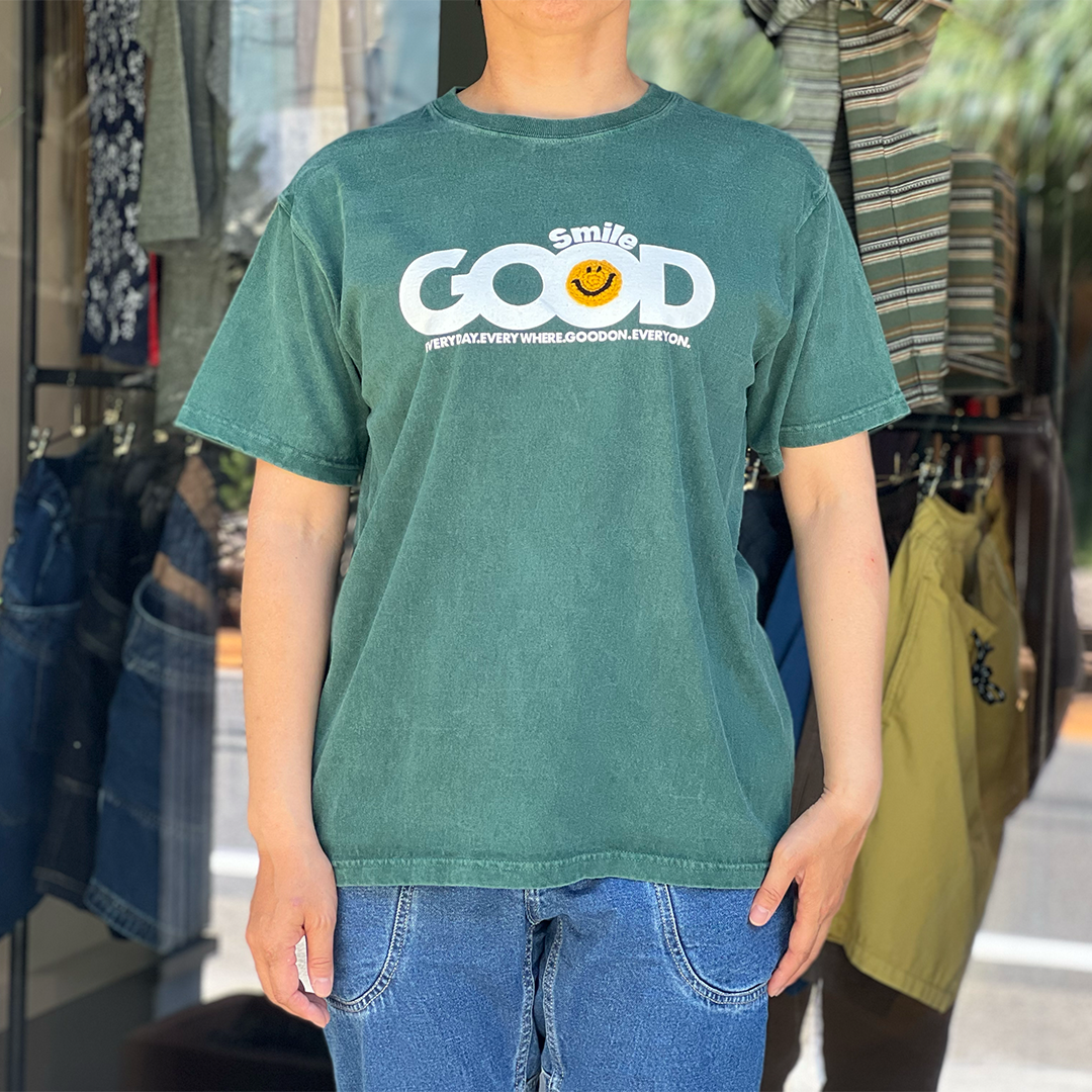 NEW!!【Good on × Artist】"GOOD SMILE" W/HAND EMB TEE