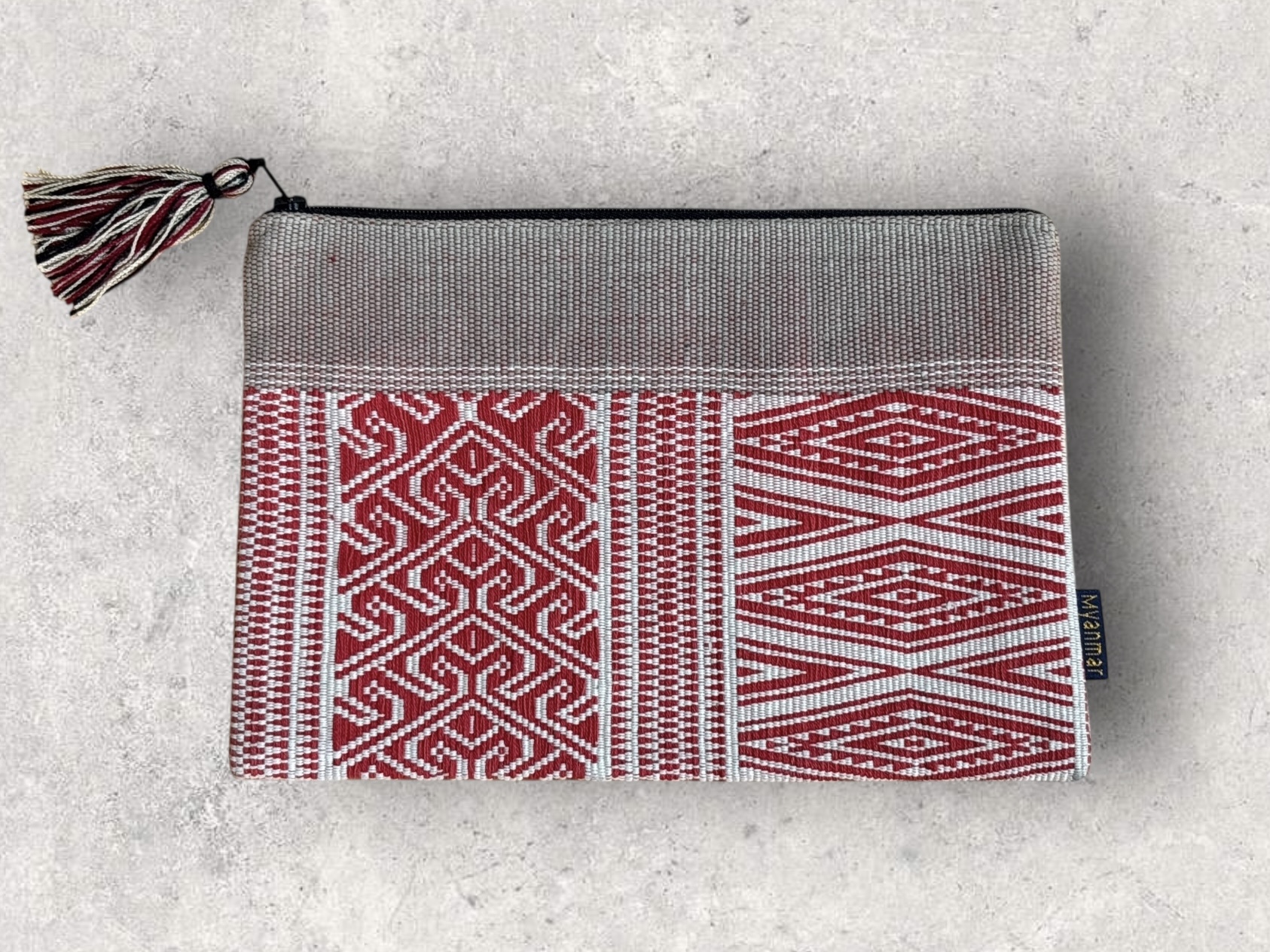 ナガ族の手織りポーチ 新作入荷！