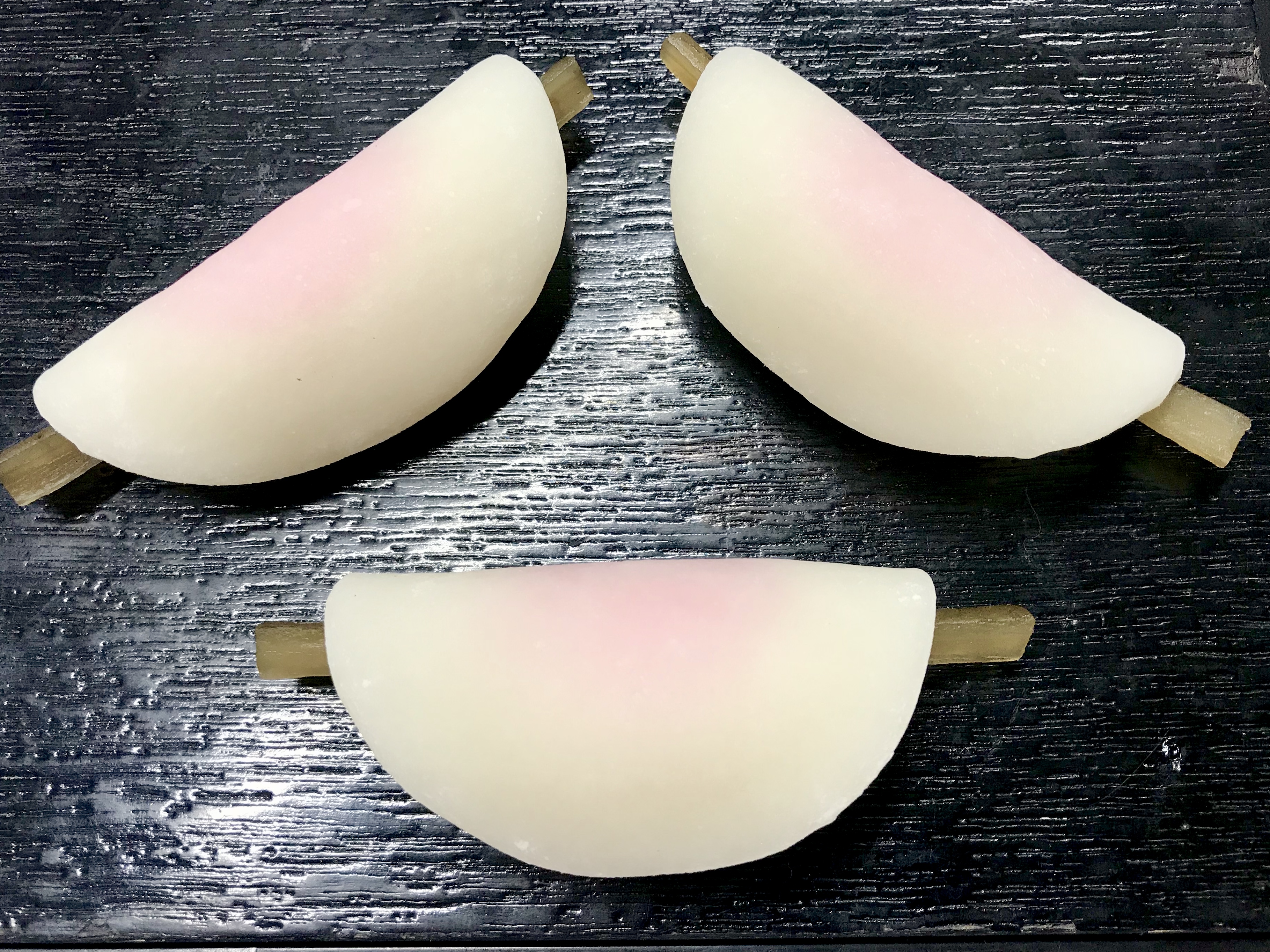 はなびらもち