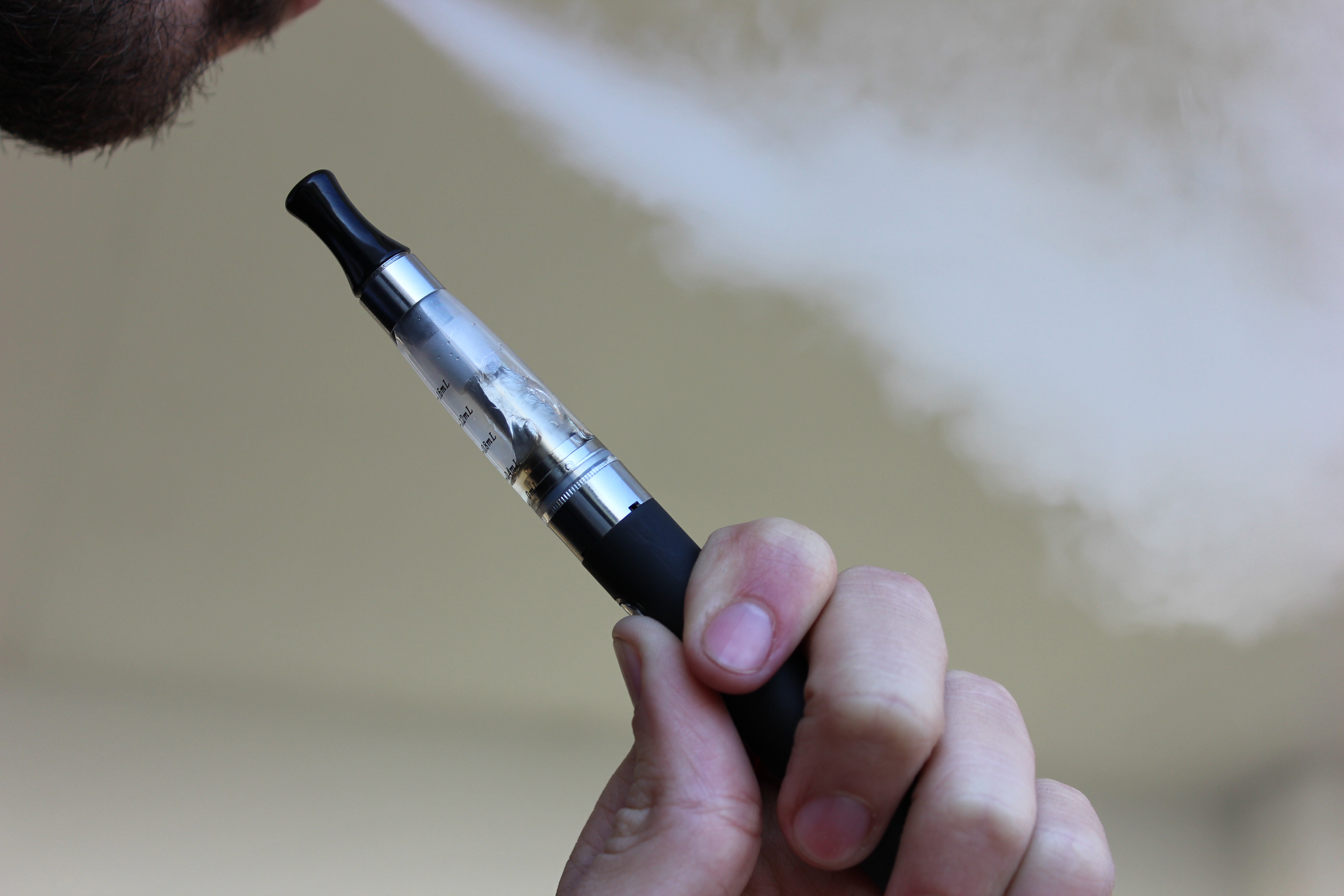 CBD VAPE とタバコの違いとは？