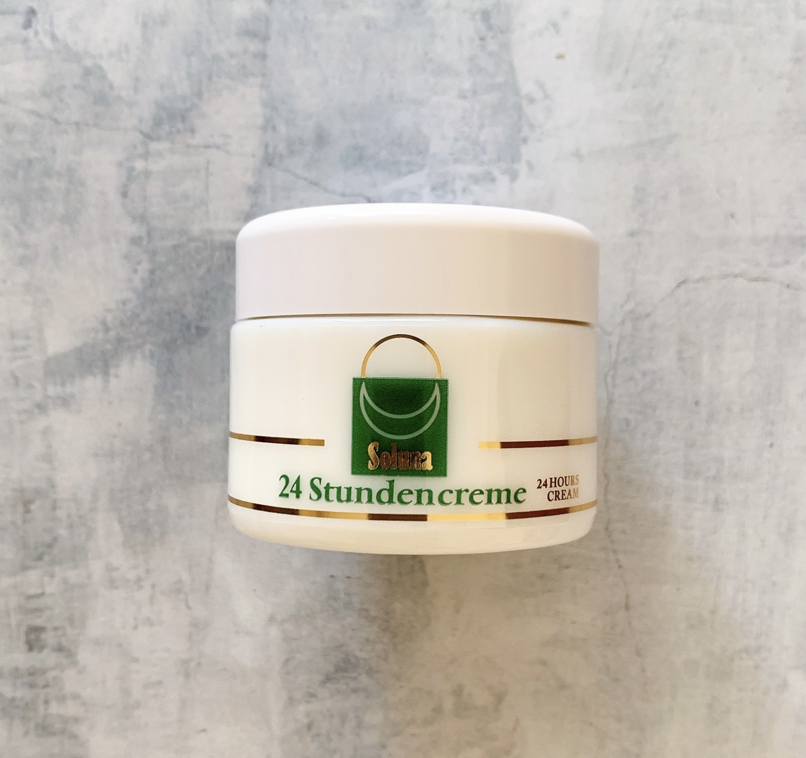 肌を24時間守るクリーム