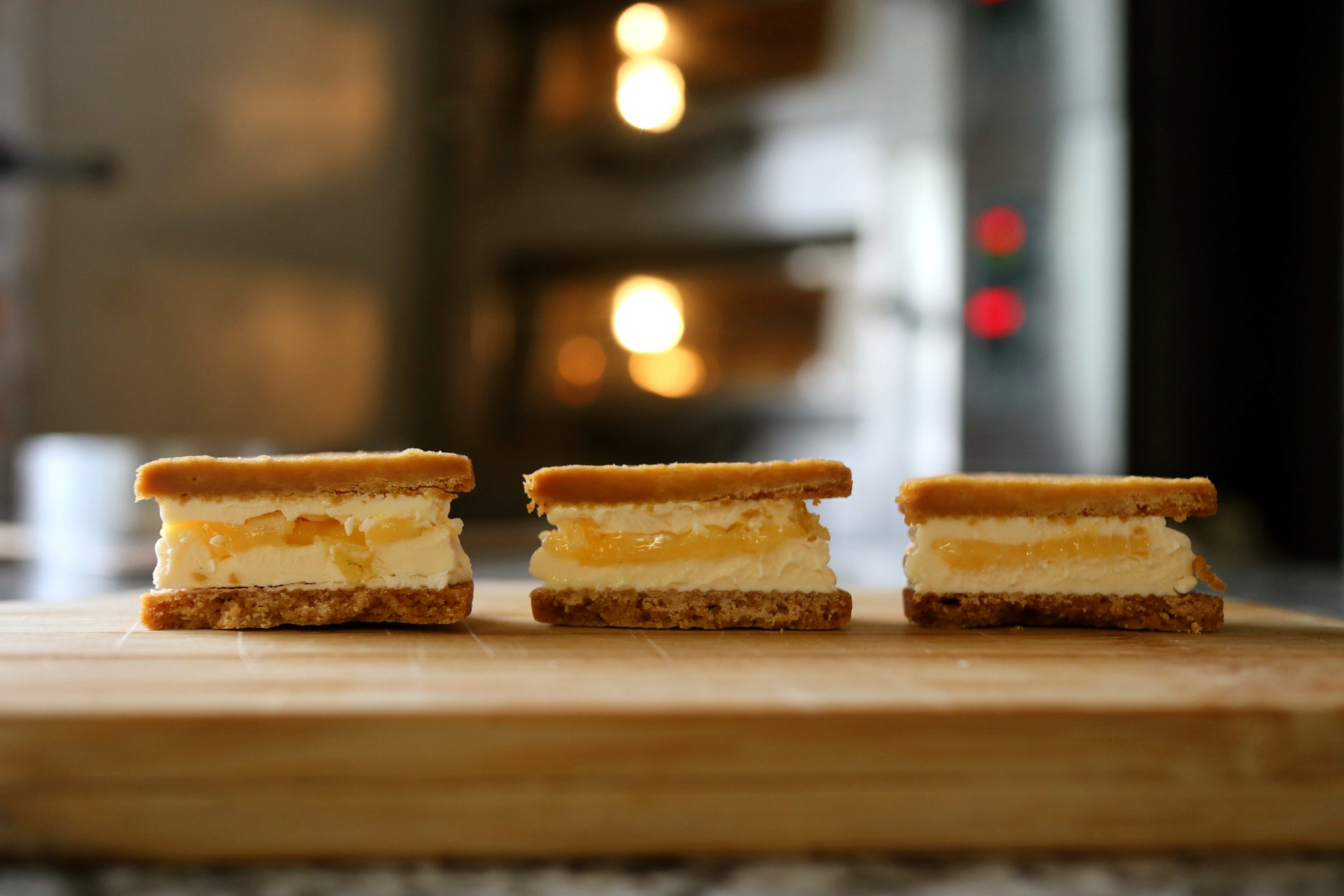 8月本店定休日と新商品のお知らせ