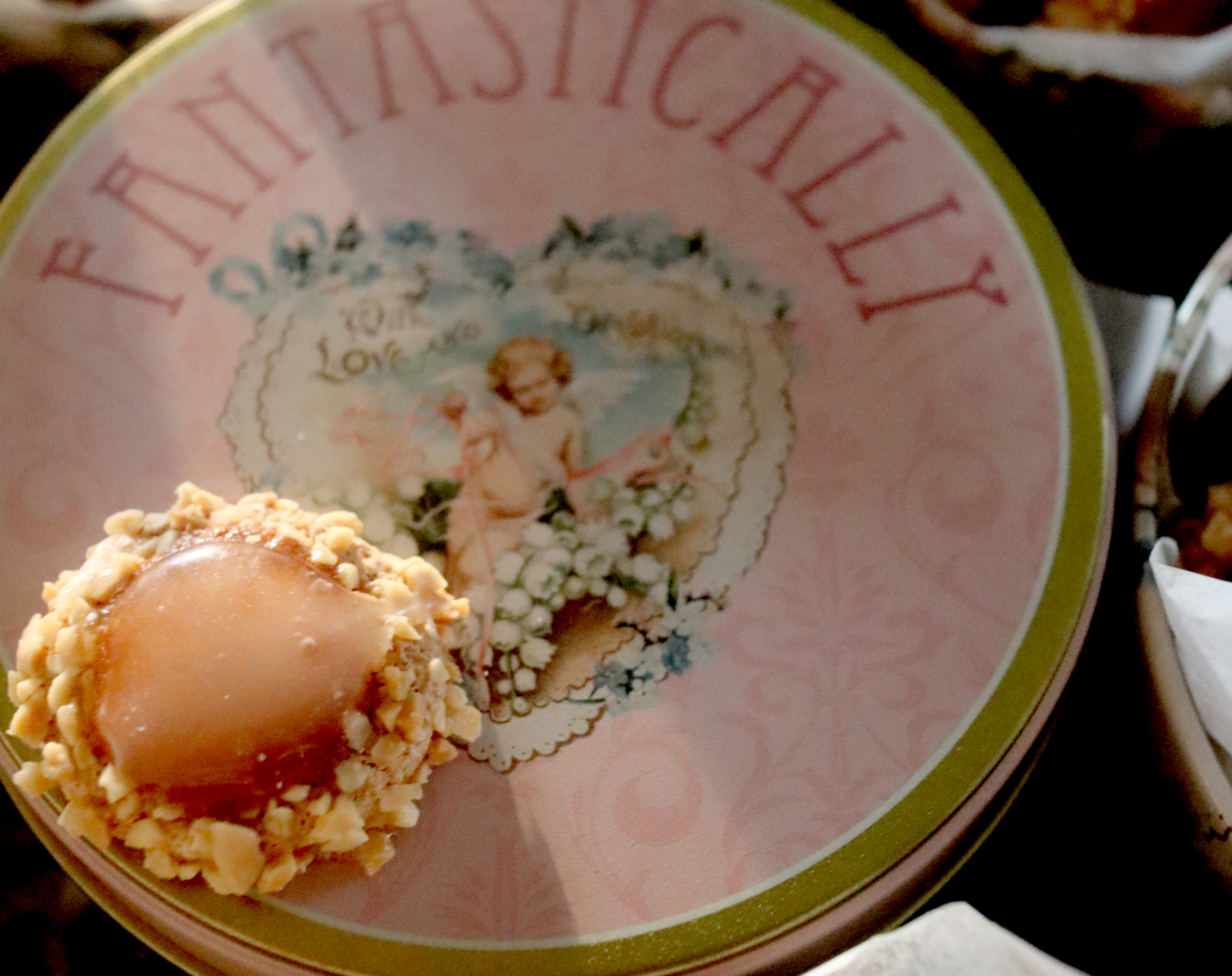 「鏡」という名の伝統菓子