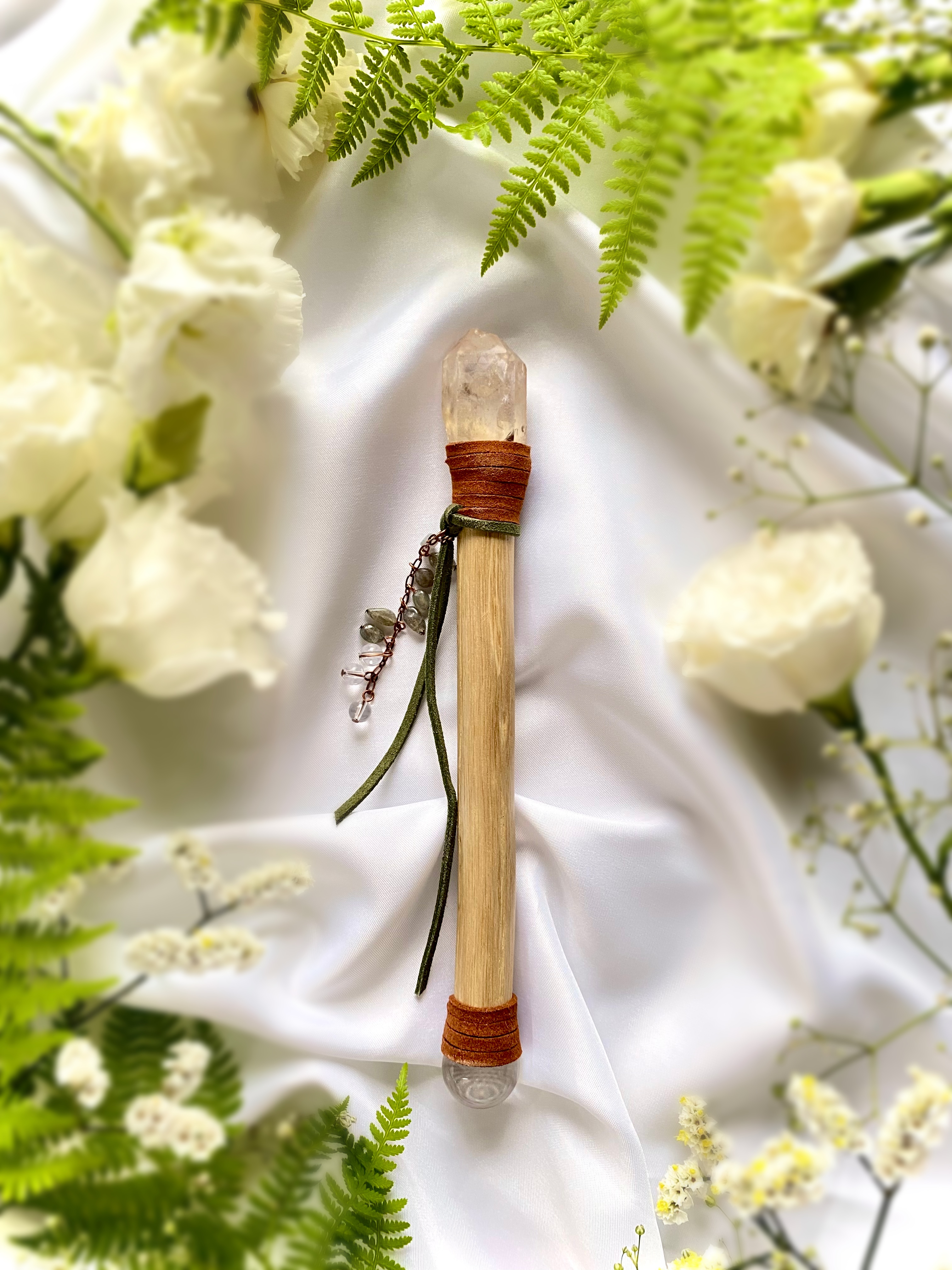 貫入水晶と栗の魔法の杖