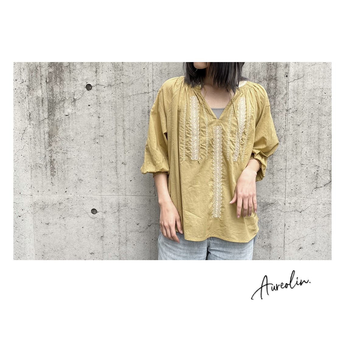 【新作入荷情報】金糸刺繍シャーリングブラウス