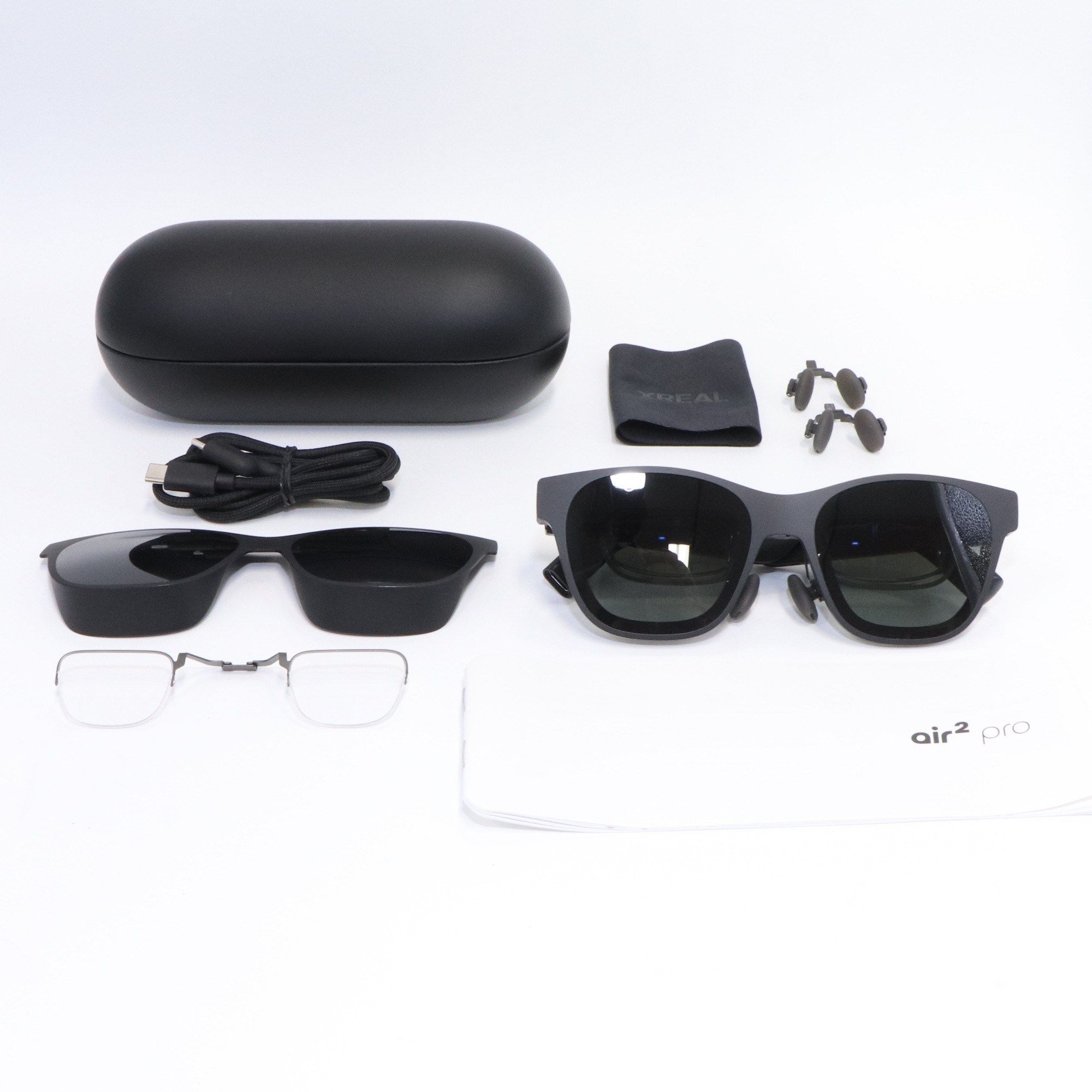 【本日見つけた掘り出し物】高性能スマートグラス XREAL AIR2 PRO 中古美品!視界クリアで