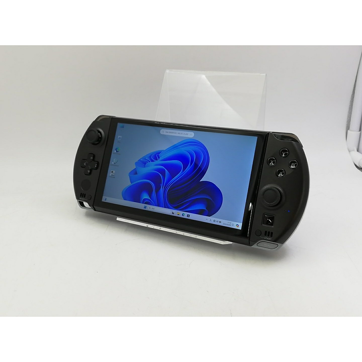 【本日見つけた掘り出し物】高性能AMD Ryzen 7搭載!持ち運びに最適な超コンパクトゲーミング&