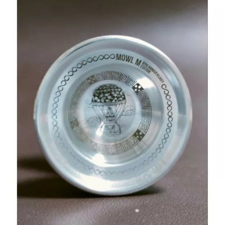 【本日見つけた掘り出し物】8周年記念未使用Mの激レア海外切手コレクション!