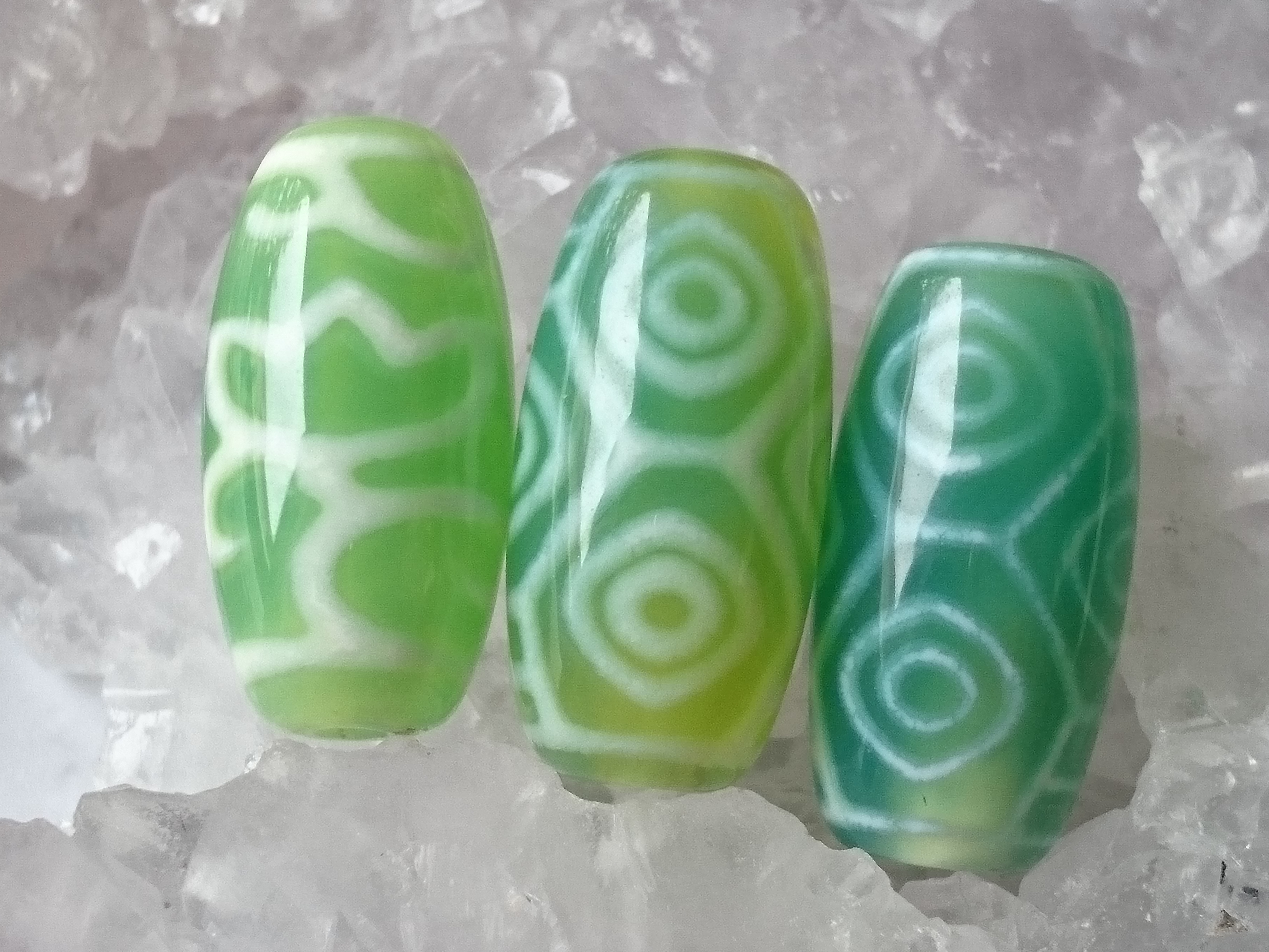 極上✨緑玉髄天珠💚