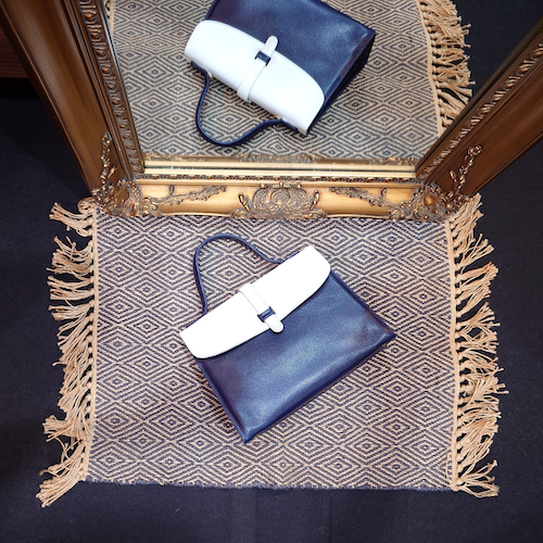 BOTTEGA VENETA ボッテガ ヴェネタ 2WAYバッグ ネイビー ホワイト.