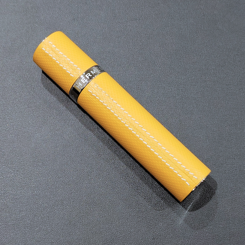未使用保管品 HERMES エルメス アトマイザー レフィラブル イエローオレンジ シルバー金具.