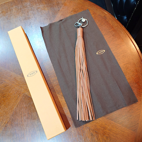 TOD’S トッズ ロング フリンジ タッセル キーホルダー バッグチャーム レザー.