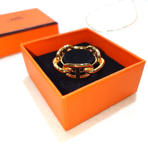 【HERMES】 エルメス シェーヌダンクル スカーフリング ゴールド.