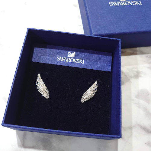 【SWAROVSKI】  スワロフスキー クリスタル シルバー ピアス 羽モチーフ.