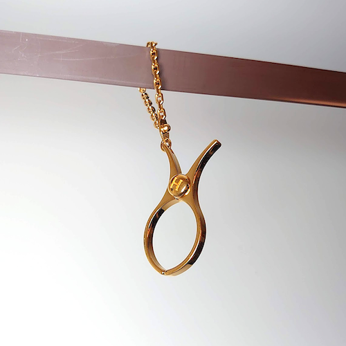 HERMES エルメス Hロゴ グローブホルダー ゴールド.