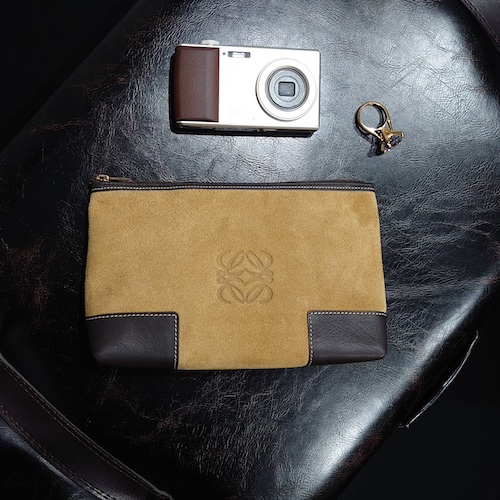 LOEWE ポーチ アナグラム スエード レザー キャメル ブラウン 化粧ポーチ コスメポーチ
