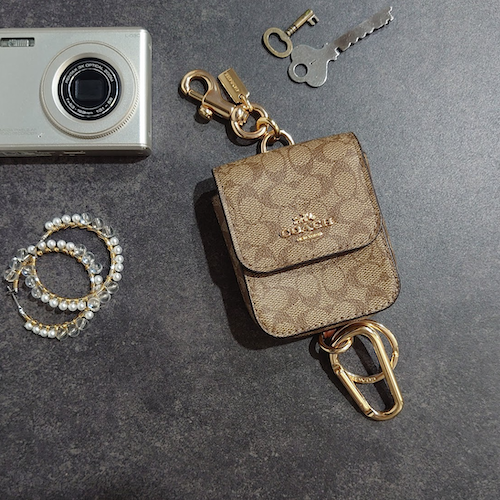COACH コーチ シグネチャー チャーム ミニポーチ.