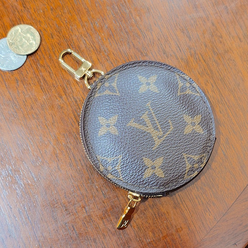 LOUIS VUITTON ルイヴィトン LV モノグラム 小銭入れ コインケース フック付.