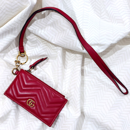 GUCCI グッチ GGマーモント ストラップ付 フラグメントケース キルティング レザー レッド.