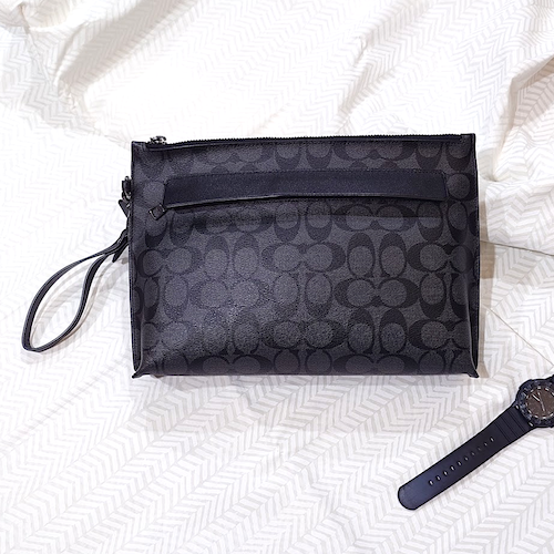 COACH コーチ キャリーオール ポーチ クラッチバッグ シグネチャー チャコール.