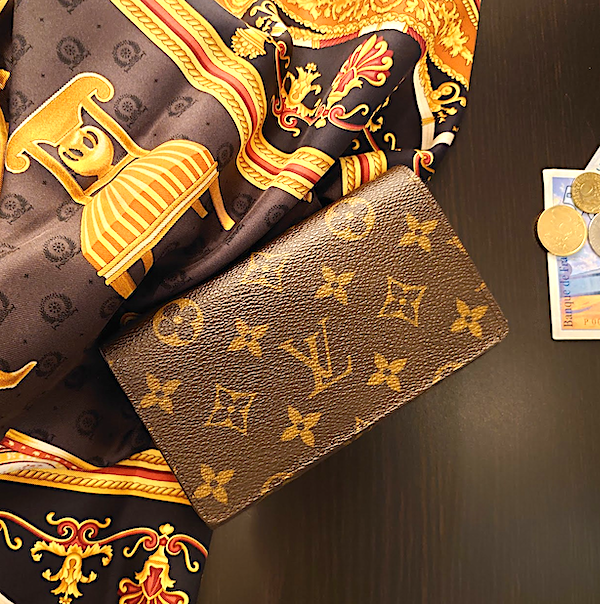 【Louis Vuitton】モノグラム  2つ折り L型ウォレット.