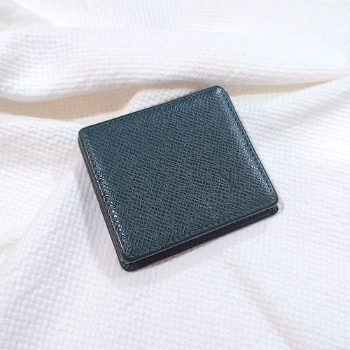 LOUIS VUITTON ルイヴィトン 小銭入れ ポルトモネ ボワット タイガ 緑 M30384.