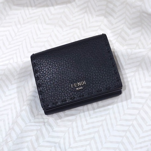 FENDI フェンディ セレリア 三つ折り 財布 ブラック 黒 コインケース付.
